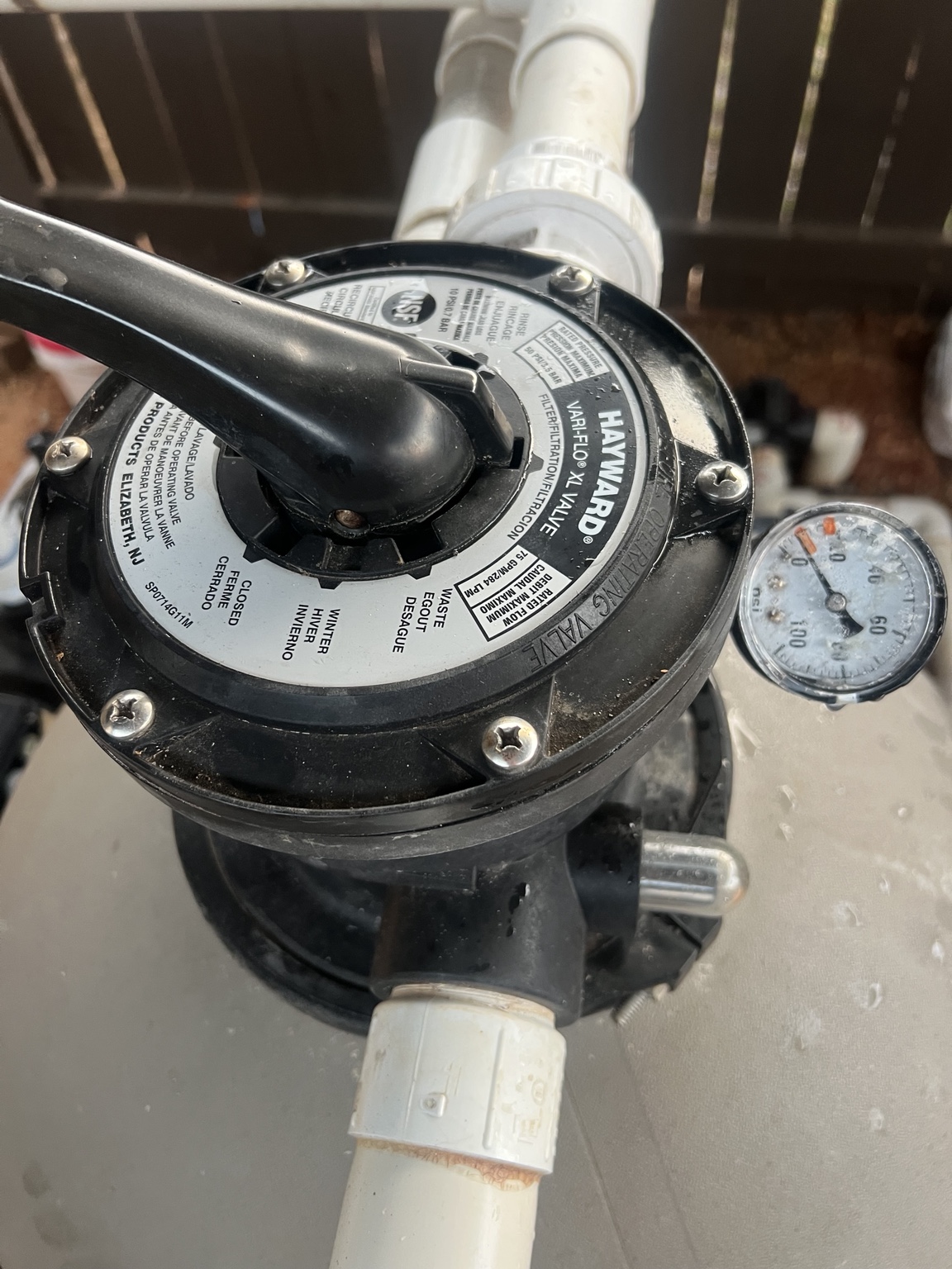 Filter valve and pressure observation